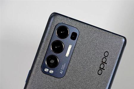 opporeno5充电口松动