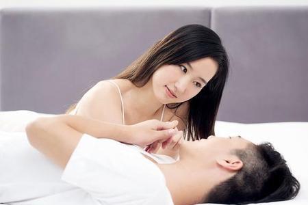 男人叫女的爱妃要怎么回复