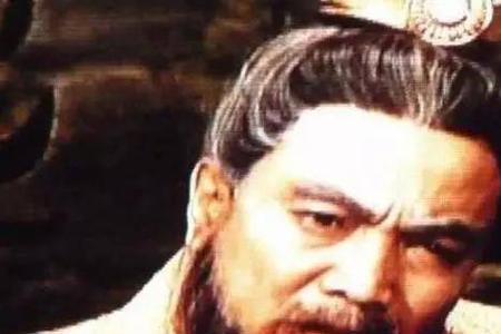 曹操赤壁之战手下谋士有哪些