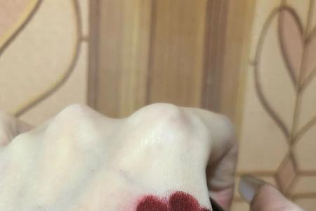哪两种颜可调成猪肝色