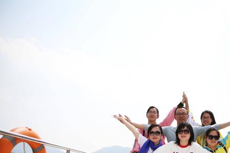 10人五角星造型怎么摆