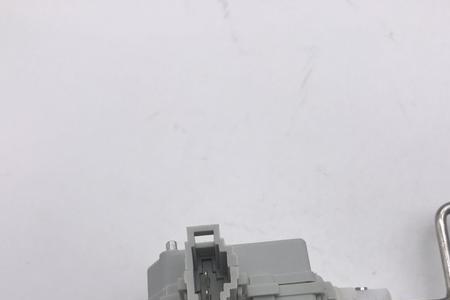 油箱电机发出吱吱声需要更换吗