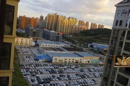 宜昌江边停车那里可以办月票