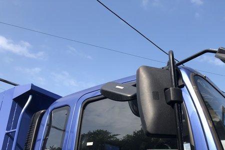重汽豪曼后行车灯不亮怎么回事