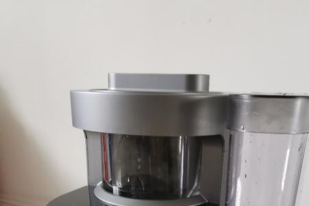 豆浆机从蒸汽口喷水