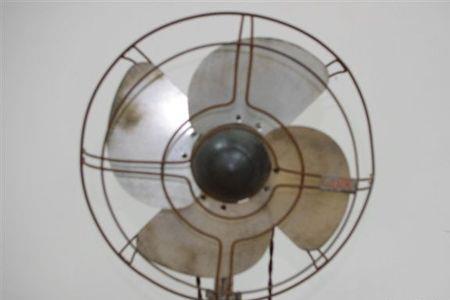 电热扇加热管两根白线怎么接