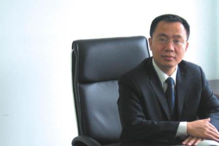 正主任和副主任坐一个办公室吗