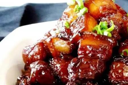 客家爆炒牛八宝的方法