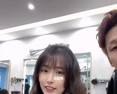 发质硬适合什么烫