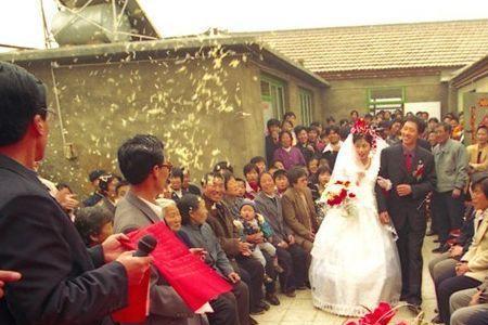 姨侄结婚做姨的送什么