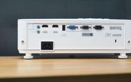 明基w1130x投影距离