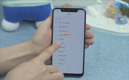 小米手机按解锁键屏幕不亮