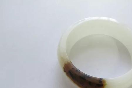 和田玉用白醋能泡掉里面杂质吗