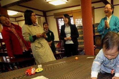 先抓周还是先开席