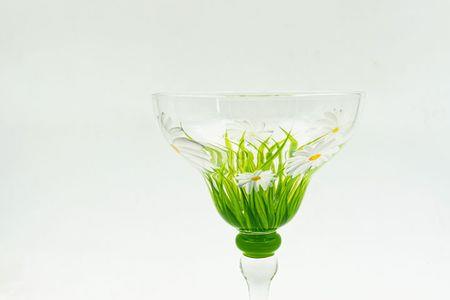 金色酒杯小雏菊花语