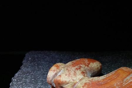 密度2.7左右的玉石
