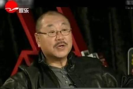 2002年元宵晚会范伟跟谁唱的歌