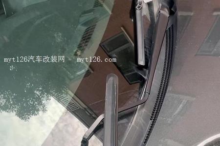 雨刮器卡扣装不进去