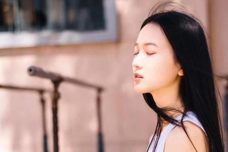 男人故意让女人吃醋是什么意思