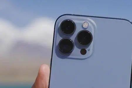 iphone14promax摄像头是哪家