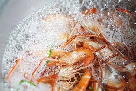 煮虾用什么酱油好吃