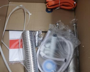 水气双调和水伺服器哪个省气