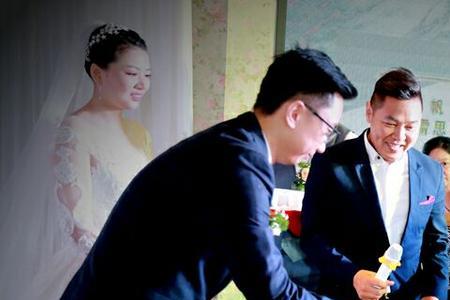 婚礼新郎可以戴眼镜吗