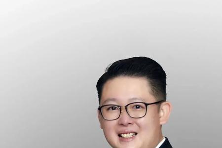五星级酒店房务总监月薪多少
