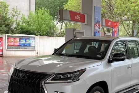 雷克萨斯lx570跟兰德酷路泽油耗