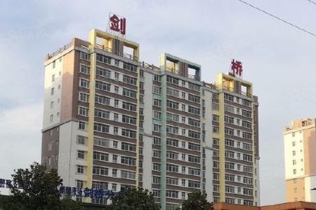 曲靖剑桥中心有公交吗