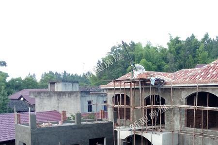 农村自建房屋面前后坡度