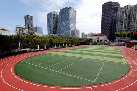 操场长什么样子用英语来形容