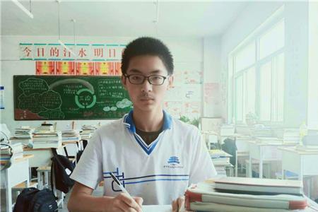 严谨求是还是严谨求实
