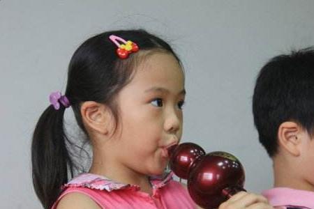 葫芦丝用力吹就不响是怎么回事