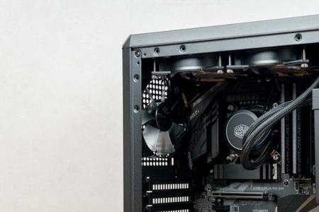 可以侧开门竖插显卡的matx机箱