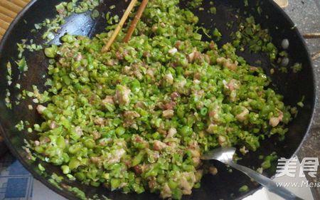 豇豆角馅包子