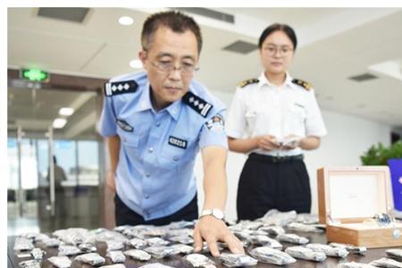 海关为什么扣人