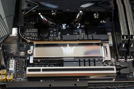 pcie3.0固态有必要装散热贴吗