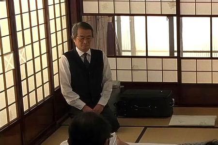 入殓师为什么不能给活人化妆