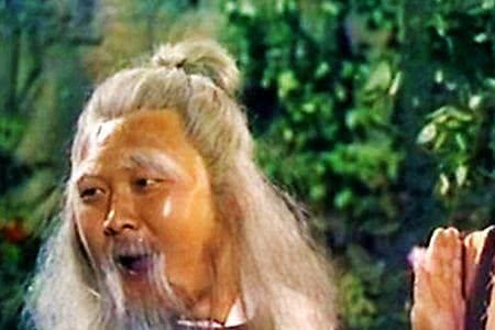 周伯通和洪七公谁的年龄大