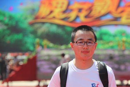2006年出生的人几岁上大学