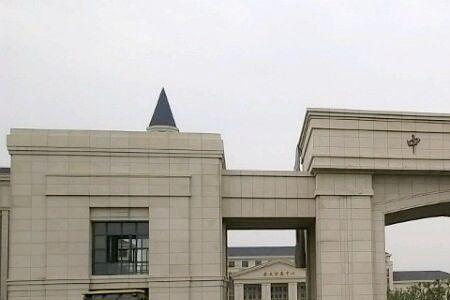 中侨职业技术大学有没有电梯