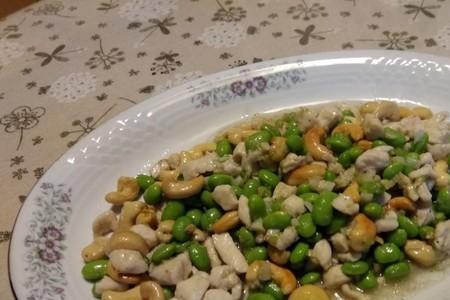 毛豆炖鲈鱼家常做法