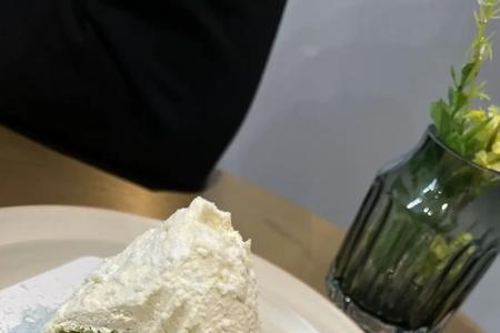 时萃咖啡的富士山蛋糕做法