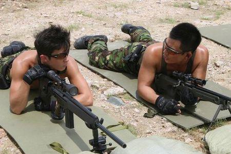 任贤齐抢枪袭警电影片段