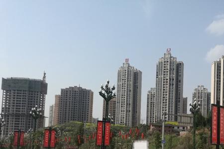 四川广安三个太阳是真的吗