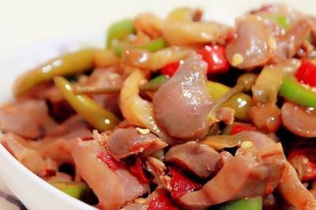 鸡肉炖鸡胗的做法