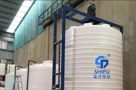 储水罐漏水各种修补方法