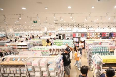 泰安万达名创优品在几楼
