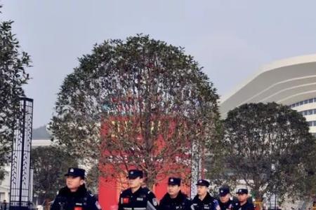 十堰高铁东站开车怎么接人